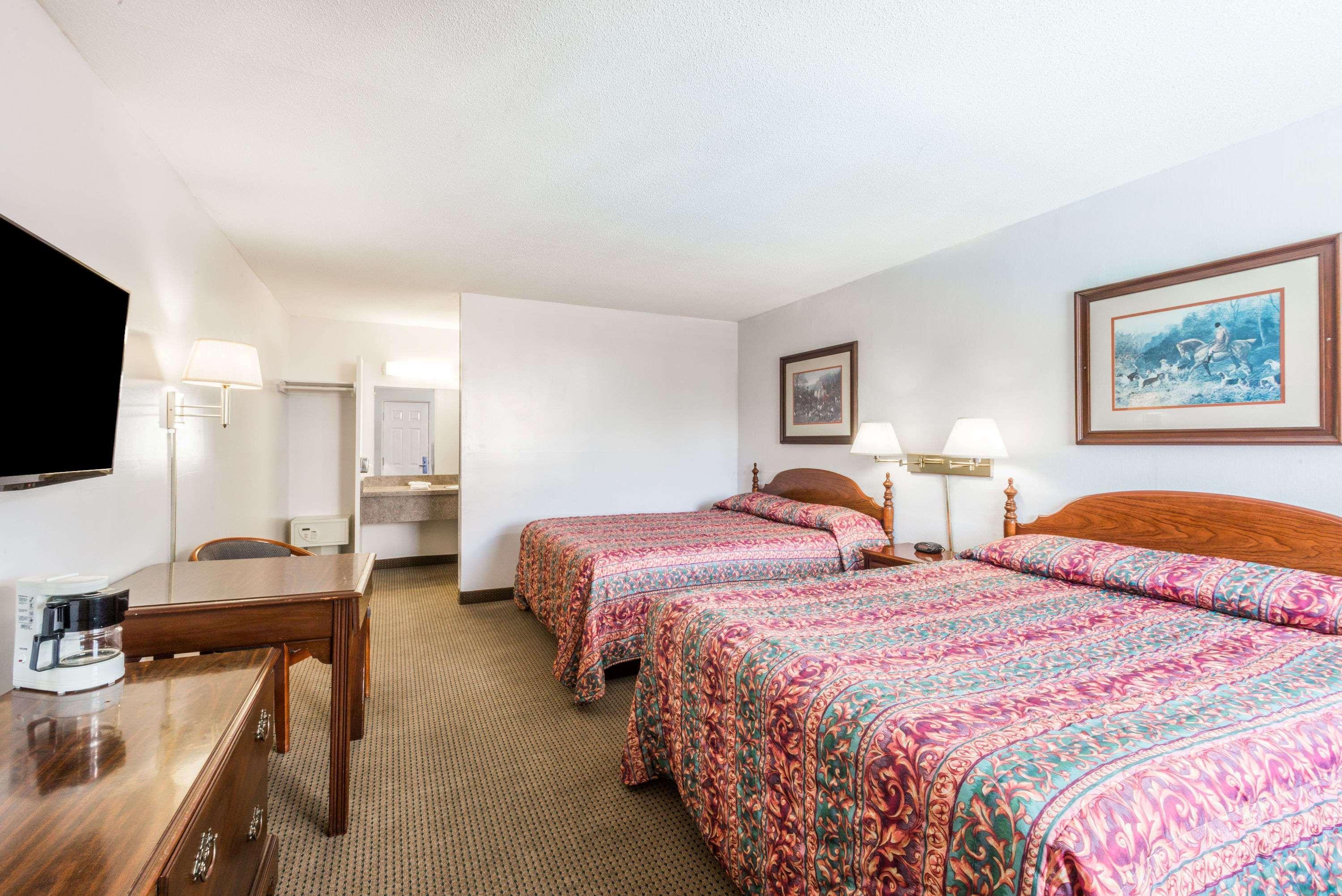 Travelodge By Wyndham Cape Cod Area West Dennis Esterno foto