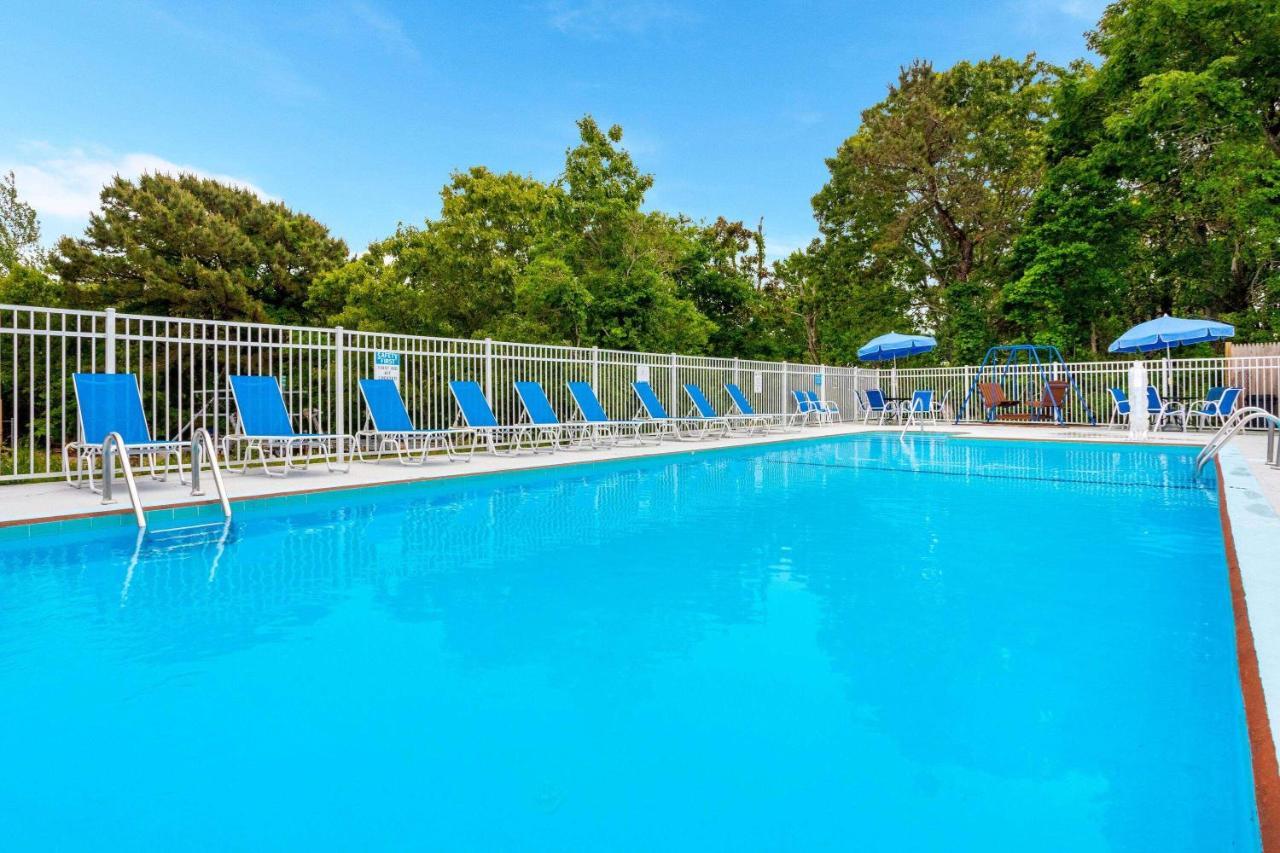 Travelodge By Wyndham Cape Cod Area West Dennis Esterno foto